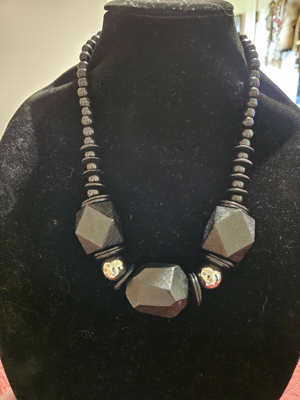Source Unknown Black Geometric Bead Necklace
